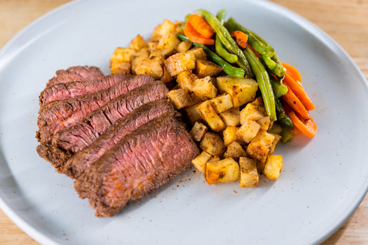 Top Sirloin Steak w/Yukon Gold Potatoes & Veggies